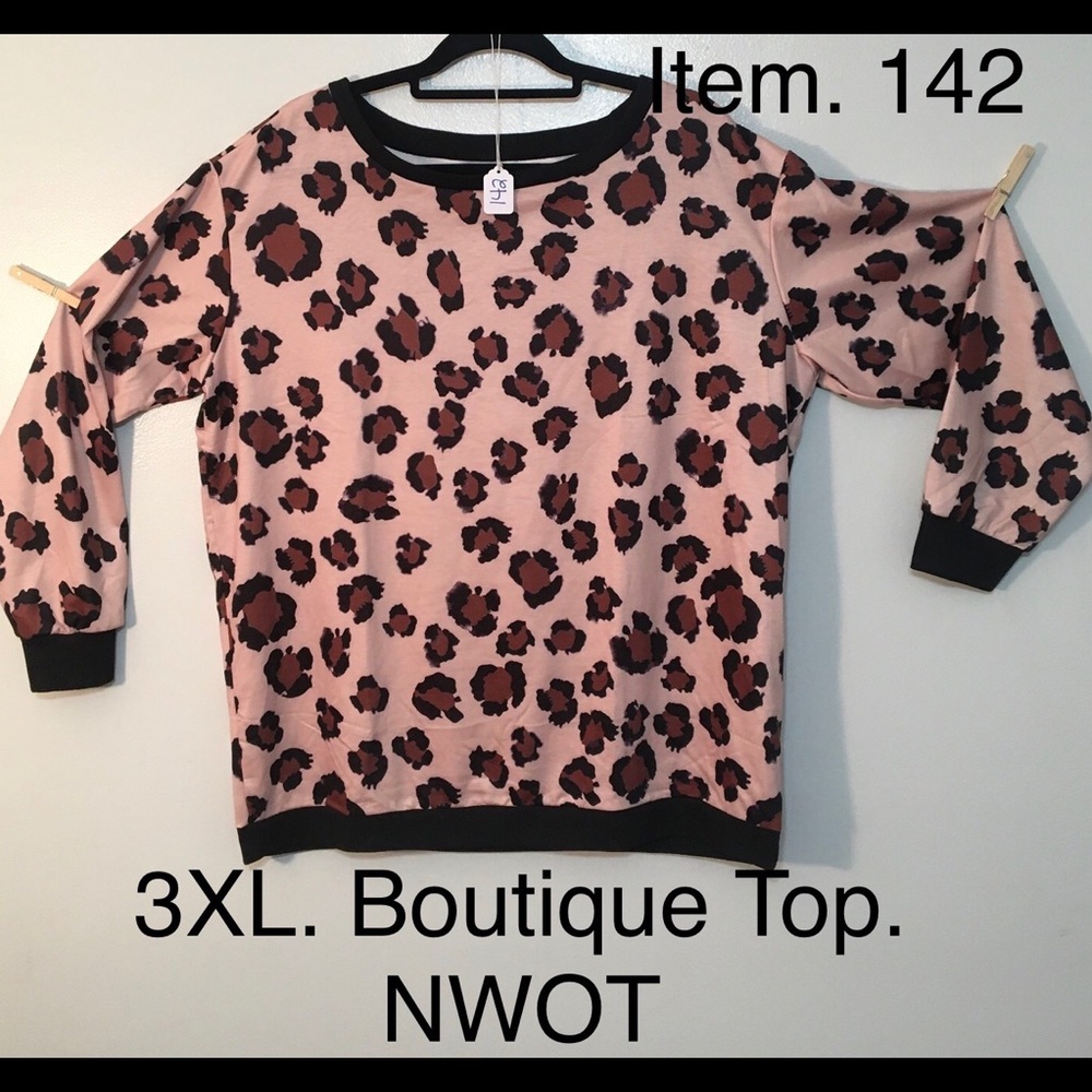 3XL. Boutique long sleeve top. NWOT. Item# 142